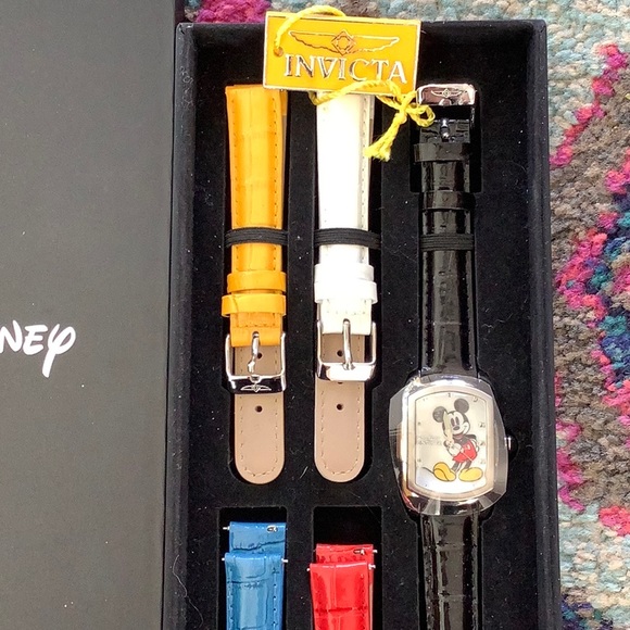 Invicta Mickey Mouse Watch - Picture 3 of 8